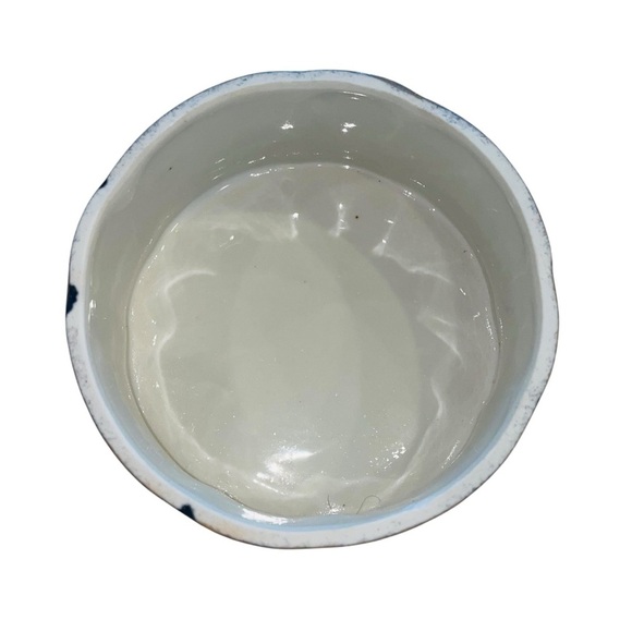 Toyo Cobalt Blue Porcelain Trinket Box with Gold & Floral Detail 4.5” x 2.75” - Picture 6 of 11